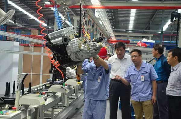 国务院参事胡本钢莅临鑫源汽车视察调研