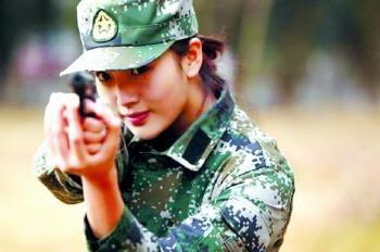 麻辣女兵在线观看,热血青春，辣味人生